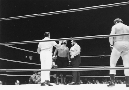 Monsoon advises Curtis