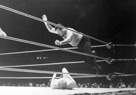 Iaukea Splashes Funk