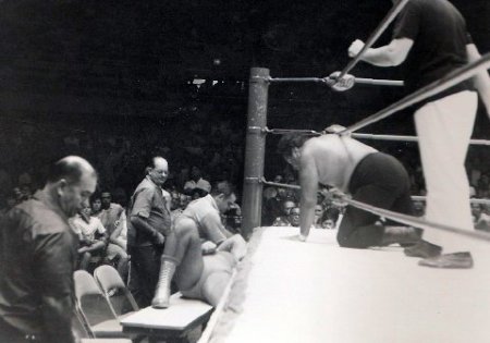 Iaukea goes after Morales